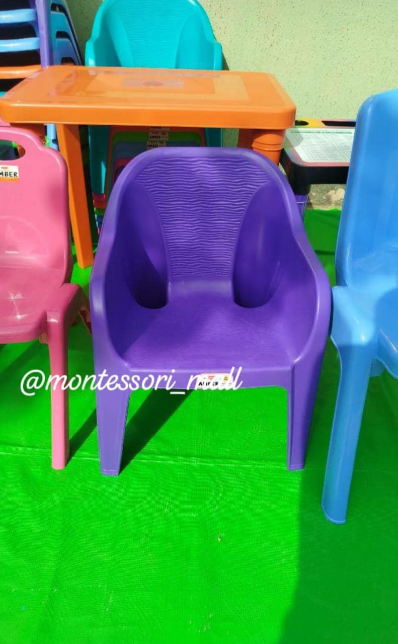 Mini, Midi Bucket Chair