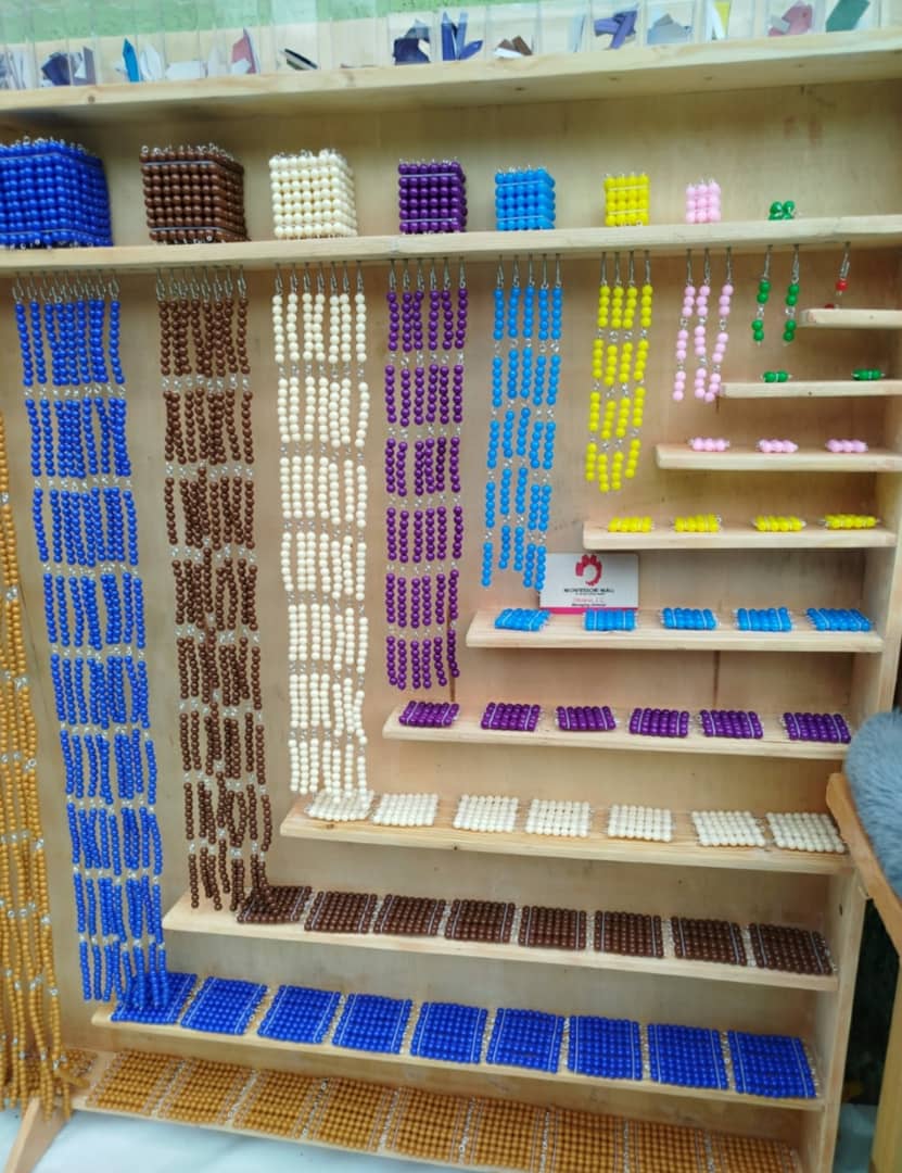 Cubic Bead Cabinet and Complete Arrow Set
